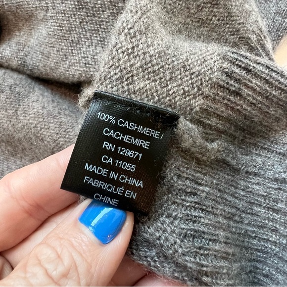 Skull Cashmere Crewneck Sweater whimsigoth - Picture 3 of 3